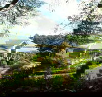 The Falls Rainforest Cottages - New Castle Holiday