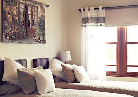 Redwing Farm - The Barn - New Castle Holiday 2