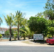Mareeba Country Caravan Park - New Castle Holiday