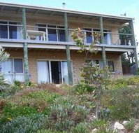 The Dog And Cockle Beach House - New Castle Holiday