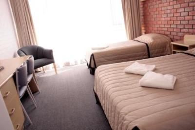Big Valley Motor Inn - New Castle Holiday 2