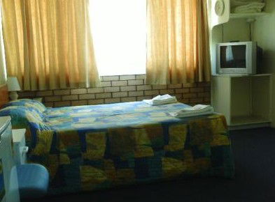 Nationwide Motel - New Castle Holiday 2