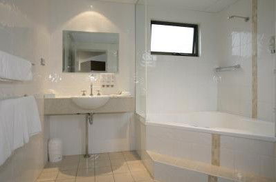Quality Inn City Centre Coffs Harbour - New Castle Holiday 4