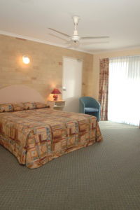 Ambassador Motor Lodge (Best Western) - New Castle Holiday 1