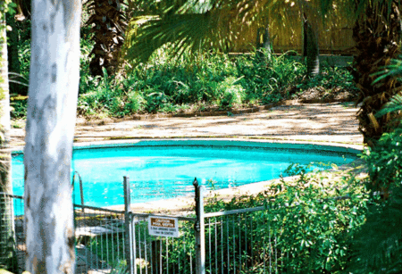 Forest Lodge Apartments - New Castle Holiday