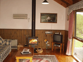 Daysy Hill Country Cottages - New Castle Holiday 3
