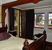 Newcomen Bed and Breakfast - New Castle Holiday