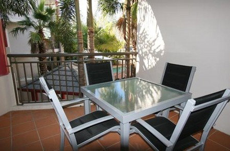 Burleigh On The Beach - New Castle Holiday 1