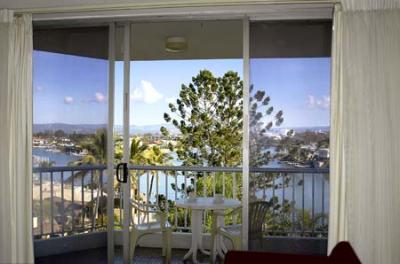 Moorings On Cavill - New Castle Holiday 3