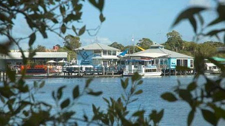 Sunset Cove Noosa Resort - New Castle Holiday 3