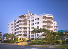 Beachside Resort (kawana Waters) - New Castle Holiday 0