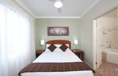 Pokolbin Hills Chateau Resort - New Castle Holiday 1