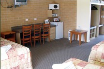 Tenterfield Bowling Club Motor Inn - New Castle Holiday 1