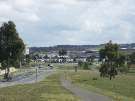 Golden Palms Motel - New Castle Holiday