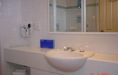 Best Western Macquarie Barracks Motor Inn - New Castle Holiday 1