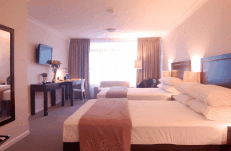 Checkers Country Resort And Conference Centre - New Castle Holiday