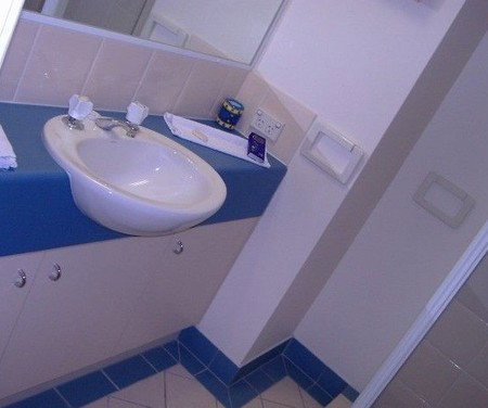 Fairseas Apartments - New Castle Holiday 2