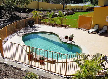 Red Bridge Motor Inn - New Castle Holiday 2