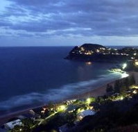 Jonahs - New Castle Holiday