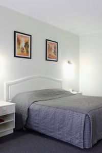 Best Western Cathedral Motor Inn - New Castle Holiday 1