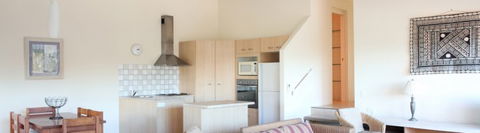 Peregian Court Resort - New Castle Holiday 2