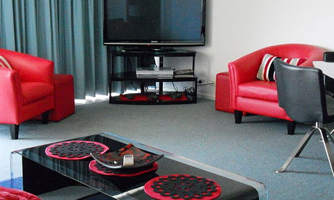 Sandy Shores On Golden Beach - New Castle Holiday 0