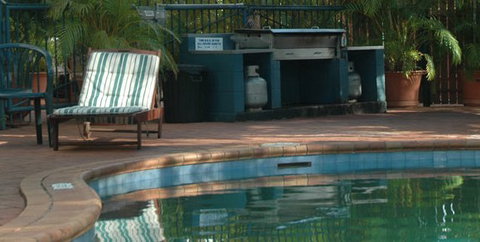 Coconut Grove Holiday Apartments - New Castle Holiday 1