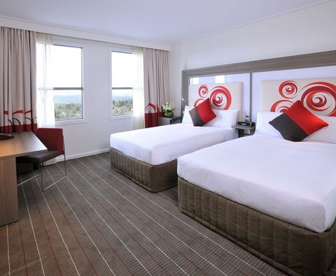 Novotel Melbourne Glen Waverley - New Castle Holiday 2
