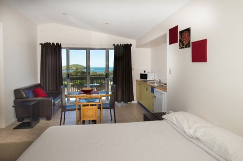 Observatory Holiday Apartments - New Castle Holiday 2