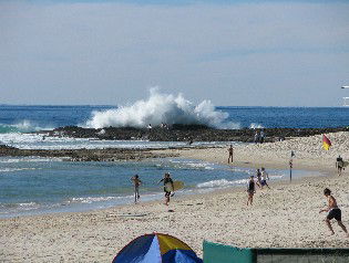 Kirra Vista Holiday Units - New Castle Holiday 0