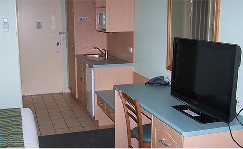 Green Gables Motel - New Castle Holiday 3