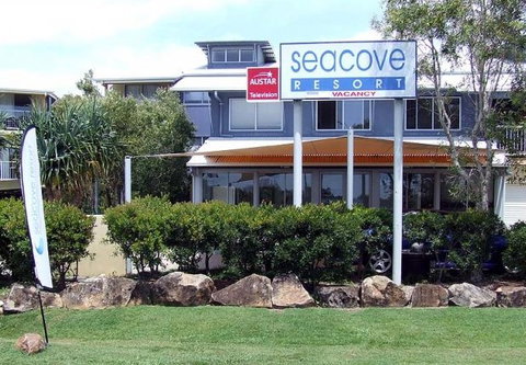 Seacove Coolum Resort - New Castle Holiday 2
