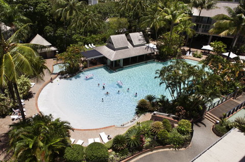 Novotel Cairns Oasis Resort - New Castle Holiday 16