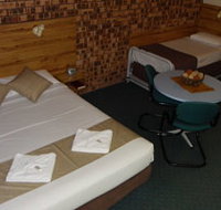 Surfside Resort Motel - New Castle Holiday