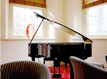 Grand Hotel Melbourne - New Castle Holiday 5