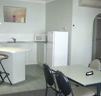 Moby Dick Waterfront Resort Motel - New Castle Holiday