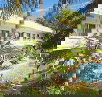 Silvester Palms Holiday Apartments - New Castle Holiday