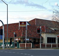 The Farmers Home Hotel - New Castle Holiday