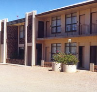 Opal Inn Hotel - New Castle Holiday