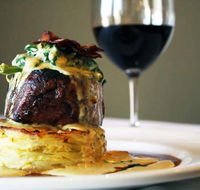 Avoca Hotel - New Castle Holiday