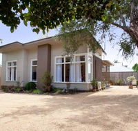 Driftwood Beach Cottage - New Castle Holiday