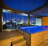 Clarion Hotel Soho - New Castle Holiday