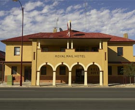 Royal Mail Hotel Jerilderie - New Castle Holiday 0