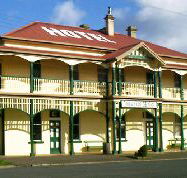 Branxholm Hotel - New Castle Holiday