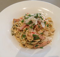 The Bondi Hotel - New Castle Holiday