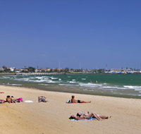 Novotel Melbourne St Kilda - New Castle Holiday