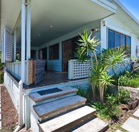 Ayindi Byron Bay - New Castle Holiday