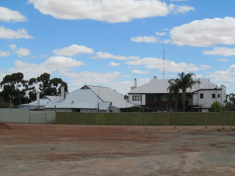 Wyalkatchem Hotel - New Castle Holiday 0