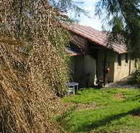 Bega Valley Backpackers Haven Motel - New Castle Holiday