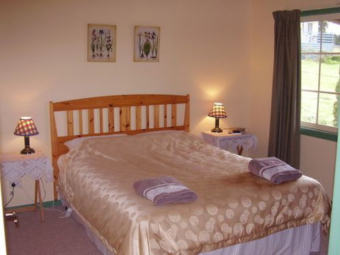Neerim Country Cottages - New Castle Holiday 0
